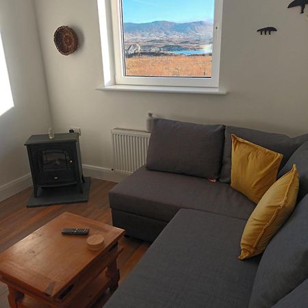 Connemara Lake View Apartment Camus Eighter Exteriör bild