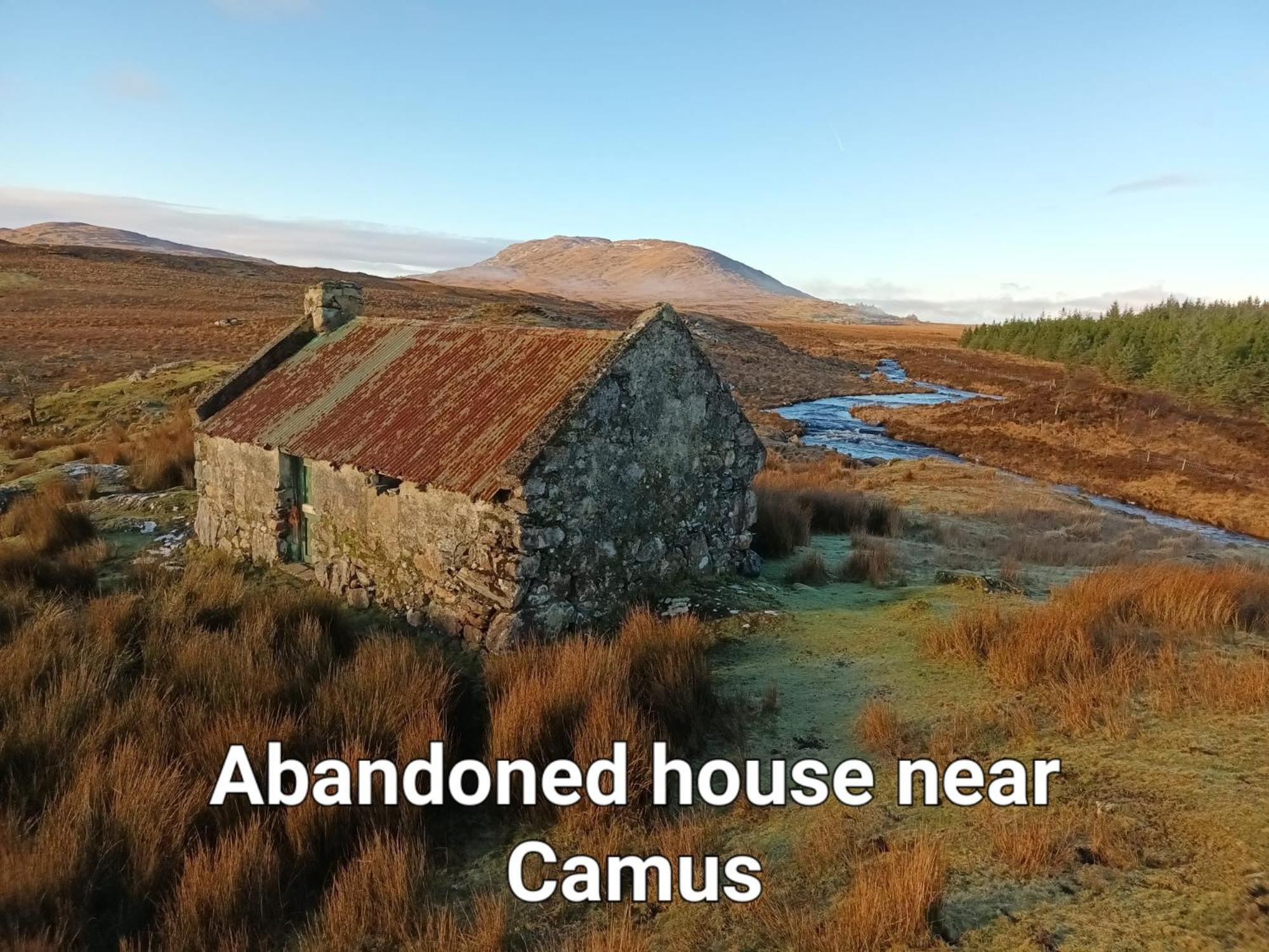 Connemara Lake View Apartment Camus Eighter Exteriör bild